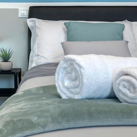 Front Station Apartment - Stazione Centrale Di Болоня Екстериор снимка