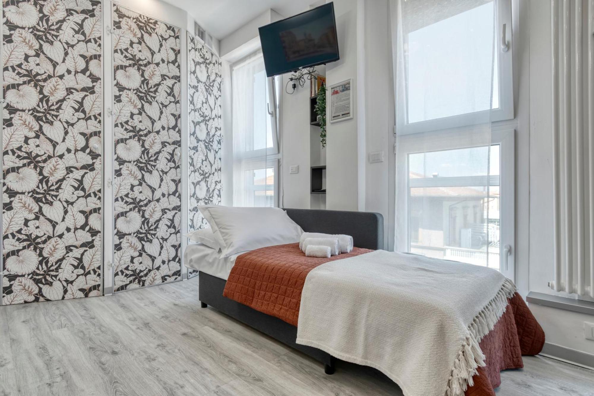 Front Station Apartment - Stazione Centrale Di Болоня Екстериор снимка