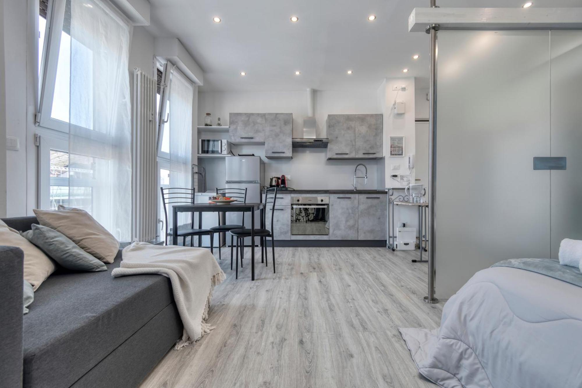 Front Station Apartment - Stazione Centrale Di Болоня Екстериор снимка