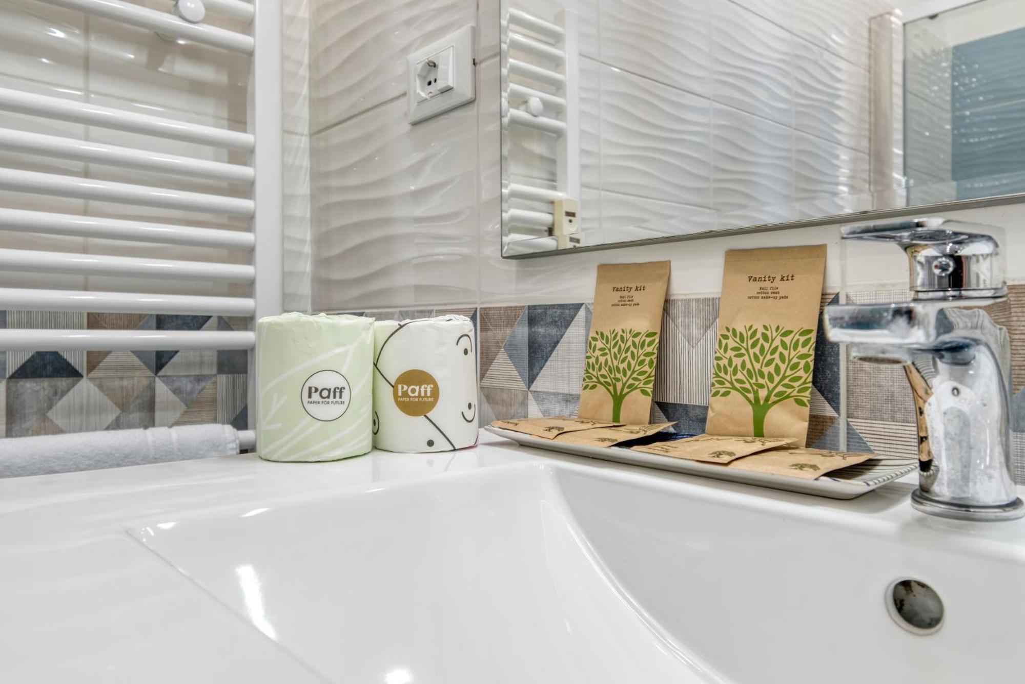Front Station Apartment - Stazione Centrale Di Болоня Екстериор снимка