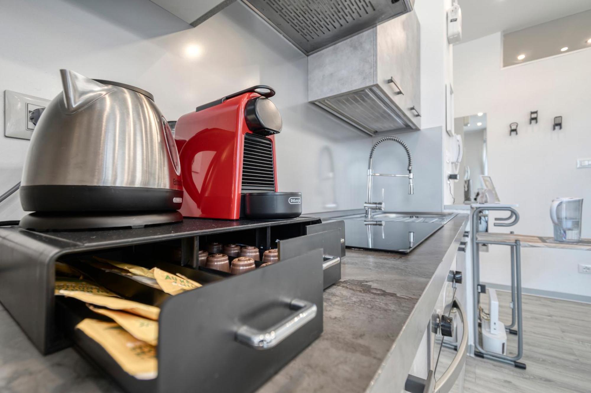 Front Station Apartment - Stazione Centrale Di Болоня Екстериор снимка